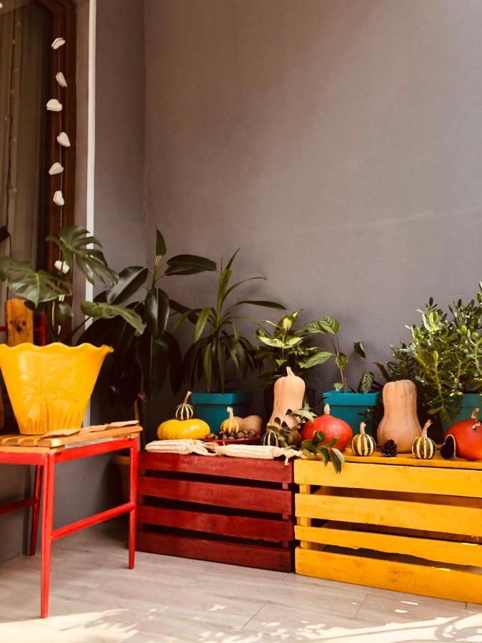 Sweet Apartment In 库塔伊西 外观 照片