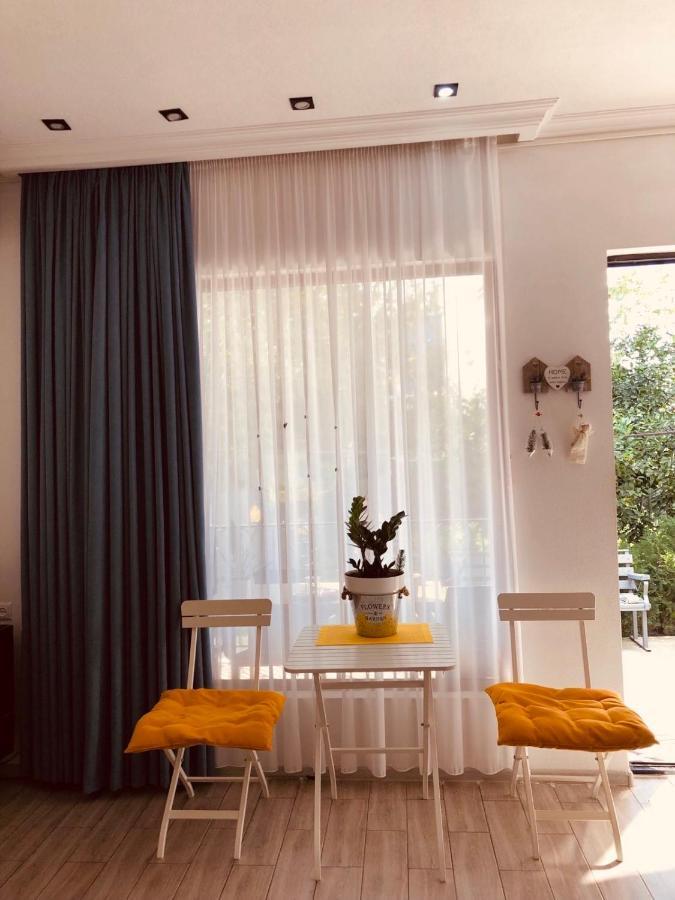 Sweet Apartment In 库塔伊西 外观 照片
