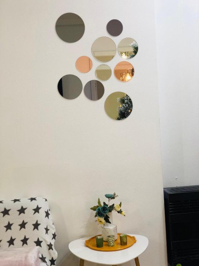 Sweet Apartment In 库塔伊西 外观 照片