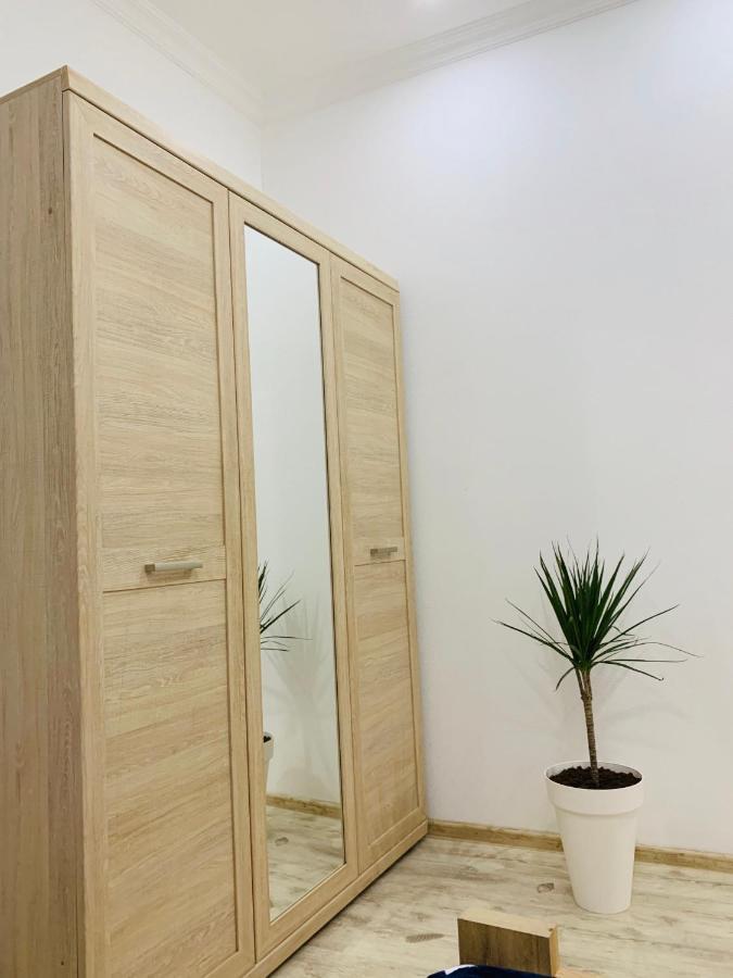 Sweet Apartment In 库塔伊西 外观 照片
